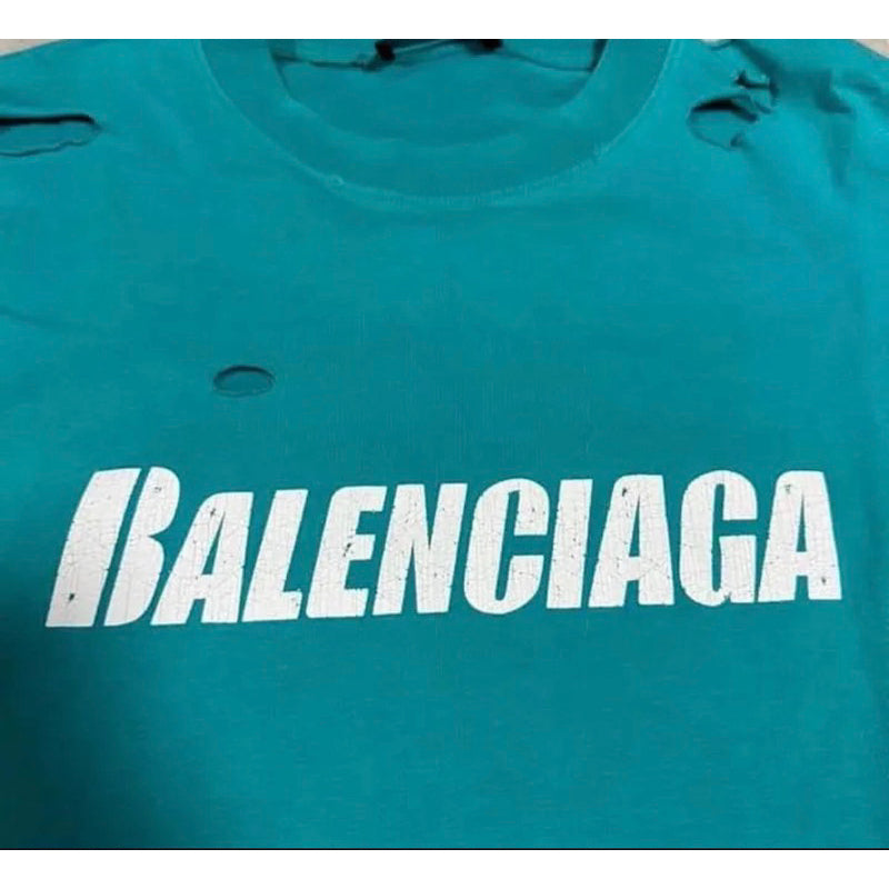 Balenciaga 大破洞Logo Tee