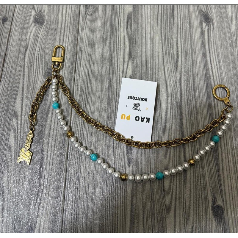 Louis Vuitton Lovers 珍珠褲鏈