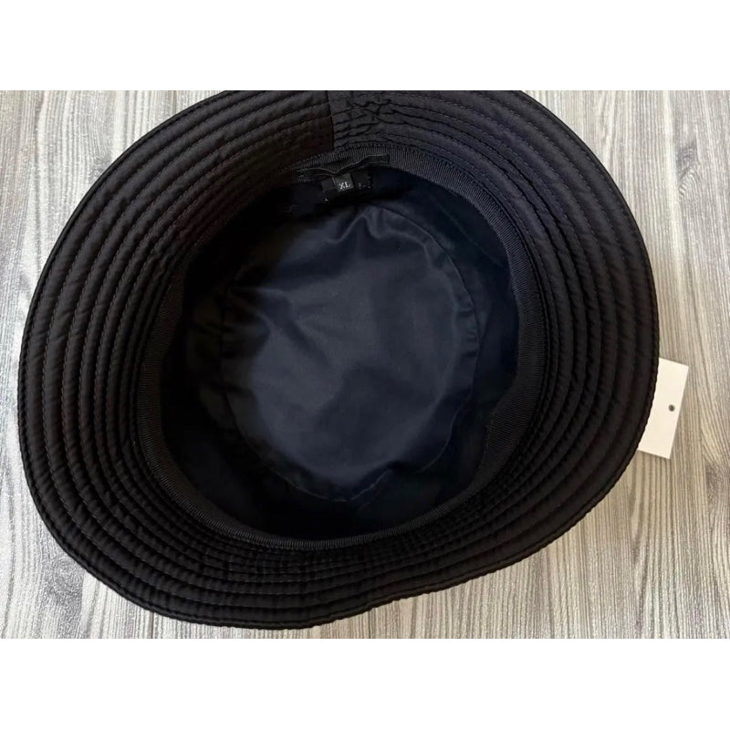 Prada 鐵牌漁夫帽