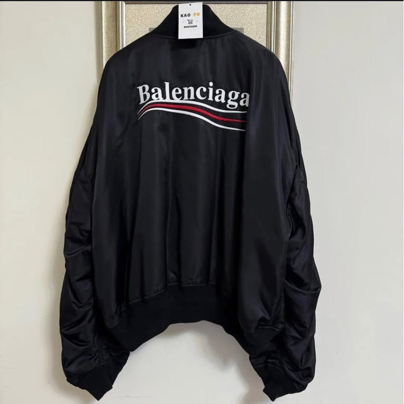 Balenciaga 刺繡可樂飛行外套