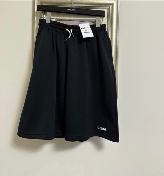 Celine Logo黑短褲