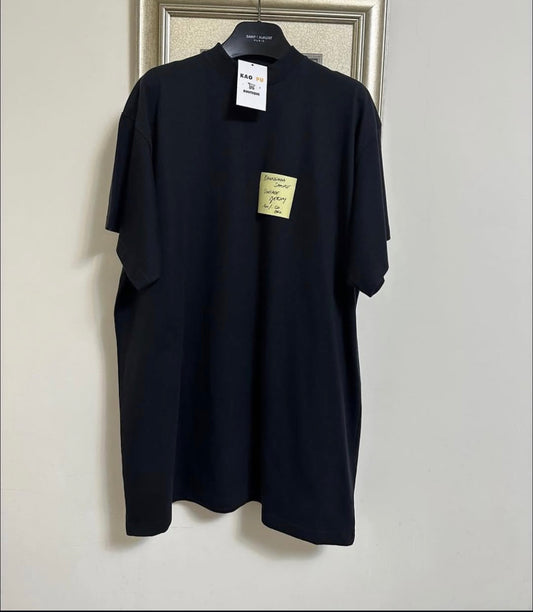 Balenciaga 胸口貼紙Tee