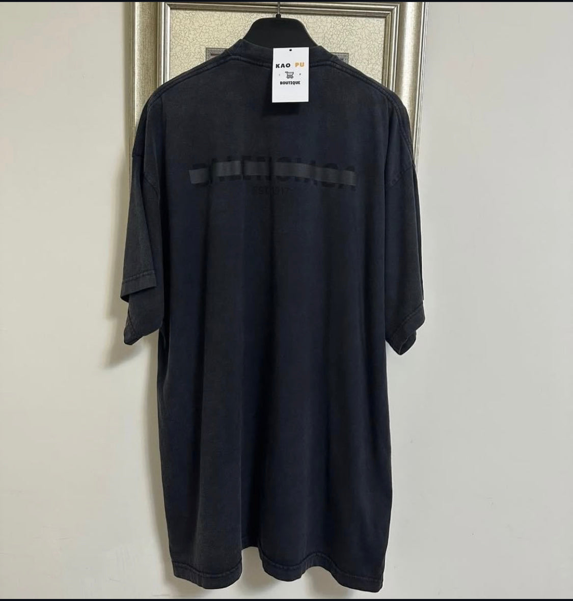 Balenciaga水洗灰Strike Tee
