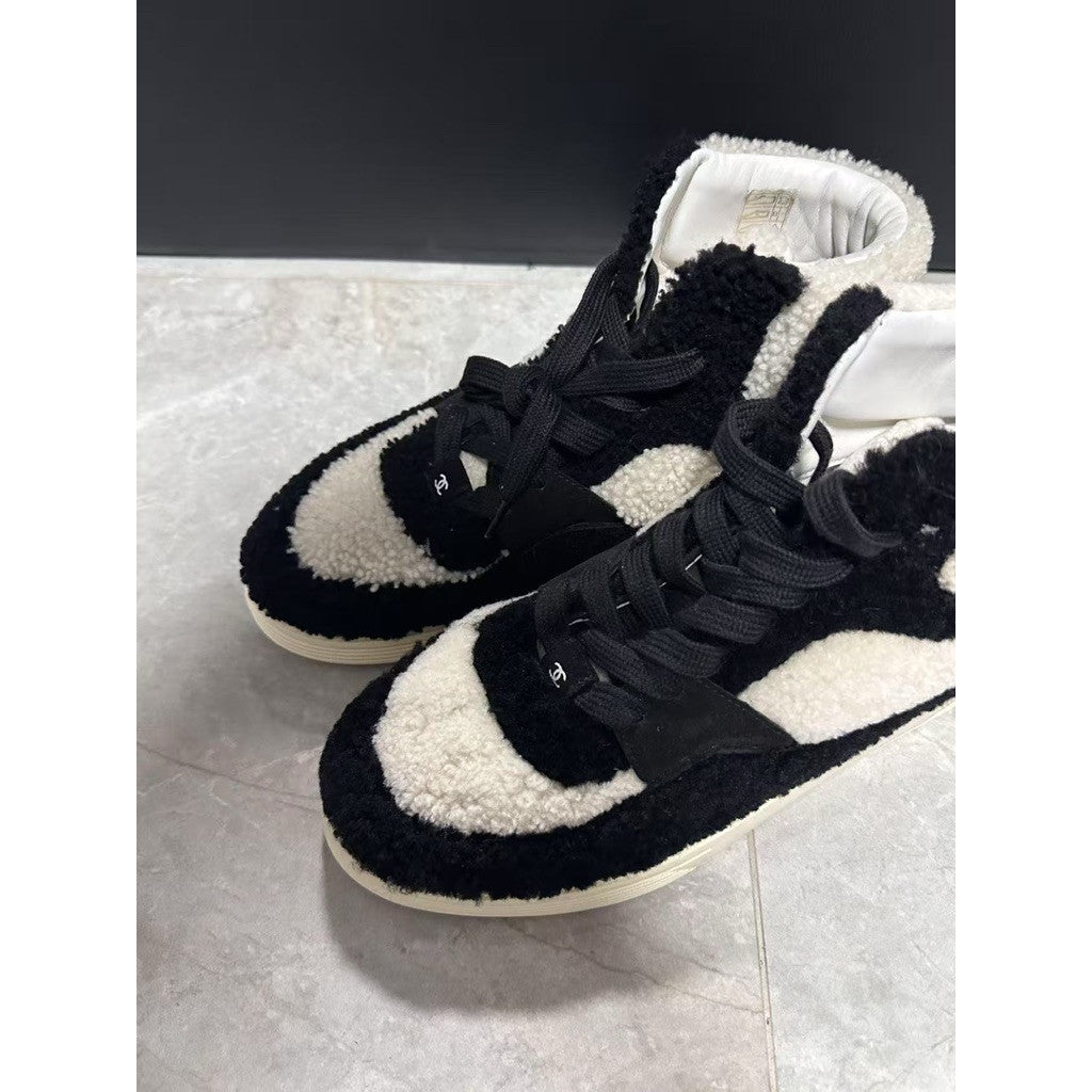 Chanel 刷毛高筒Sneakers