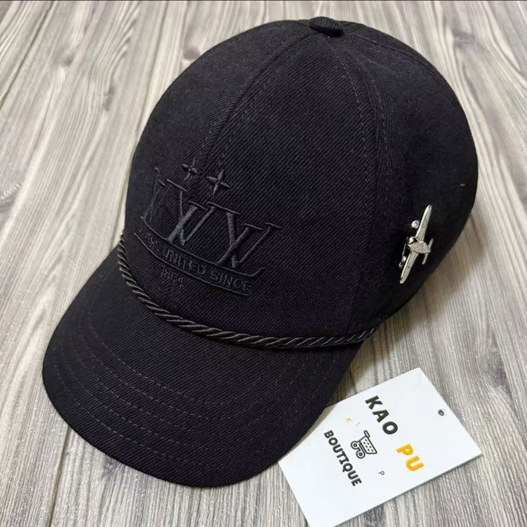 Louis Vuitton 刺繡飛機Logo Dad Hat