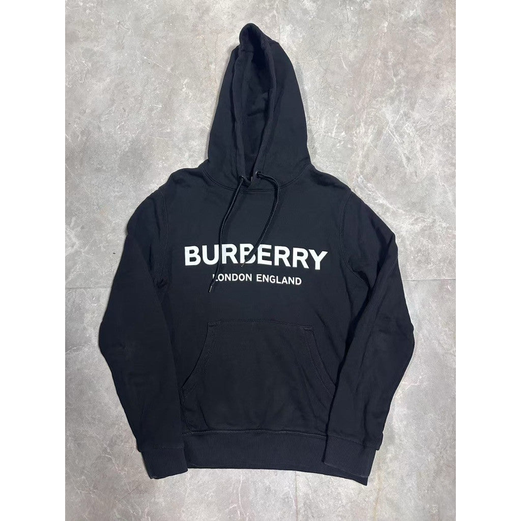 Burberry 胸前Logo Hoodie