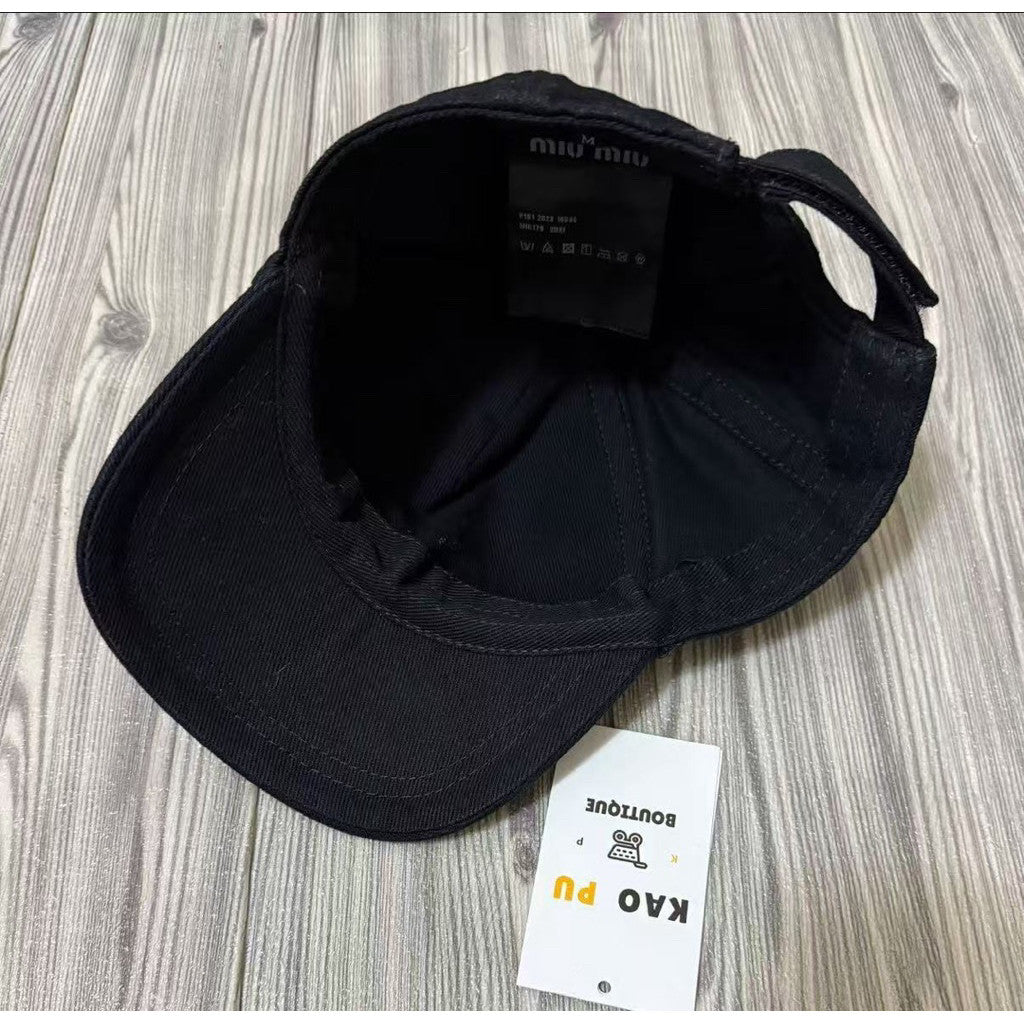 MIU MIU刺繡Logo Dad Hat