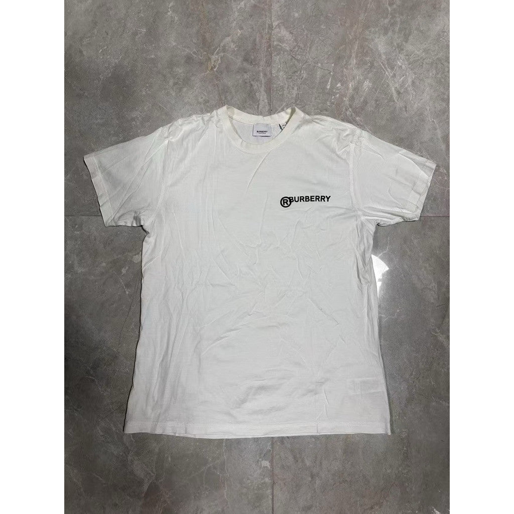 Burberry 胸前 Logo Tee