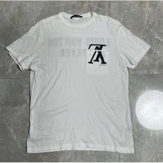 Louis Vuitton 倒Logo 口袋 Tee