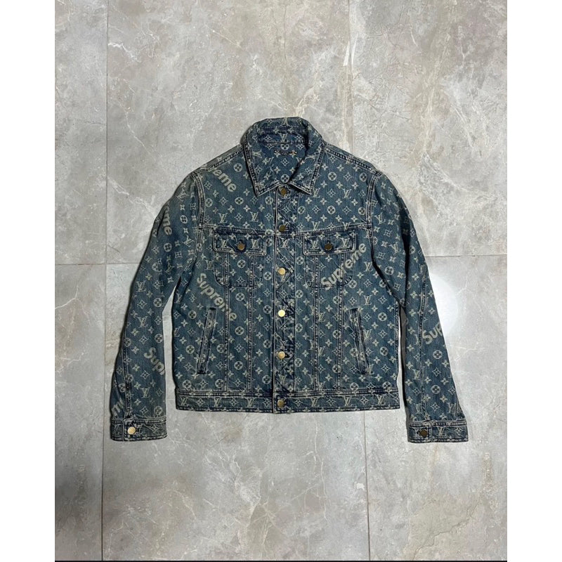 Louis Vuitton x Supreme 滿版牛仔外套
