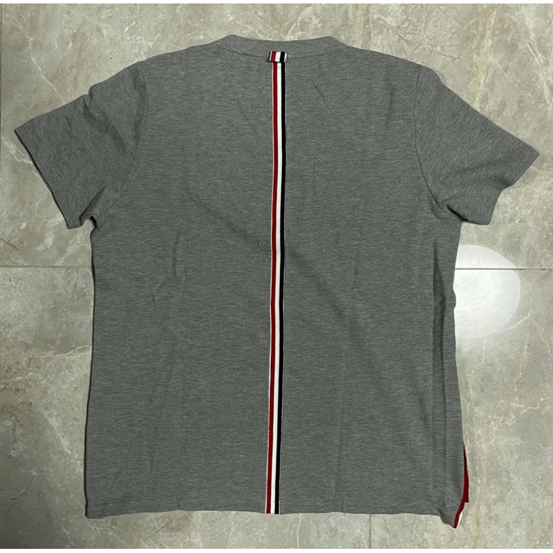 Thom Browne 背後Logo Tee