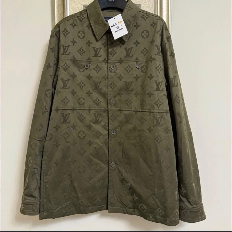 Louis Vuitton 綠色植絨襯衫外套