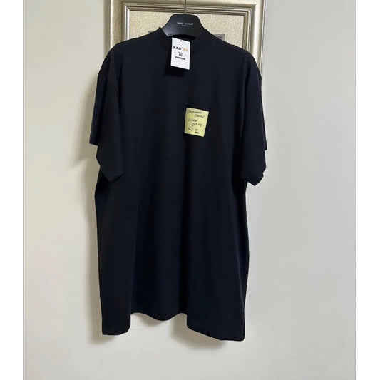 Balenciaga 胸口貼紙Tee