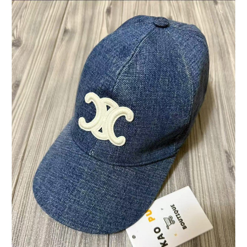 Celine 刺繡Triomphe Logo Dad Hat