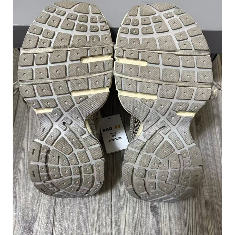 Balenciaga 蛋殼白3XL Sneakers