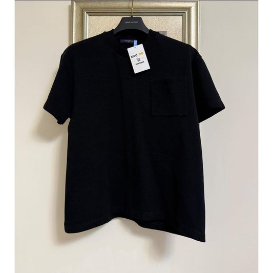 Louis Vuitton 黑色前口袋背後Tee