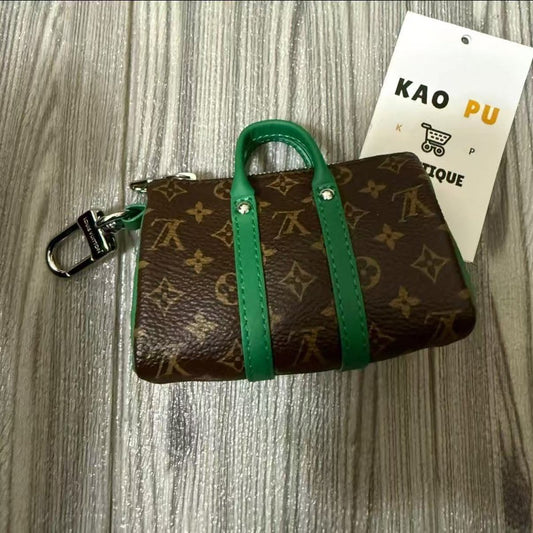 Louis Vuitton 老花Mini Keepall Keychain