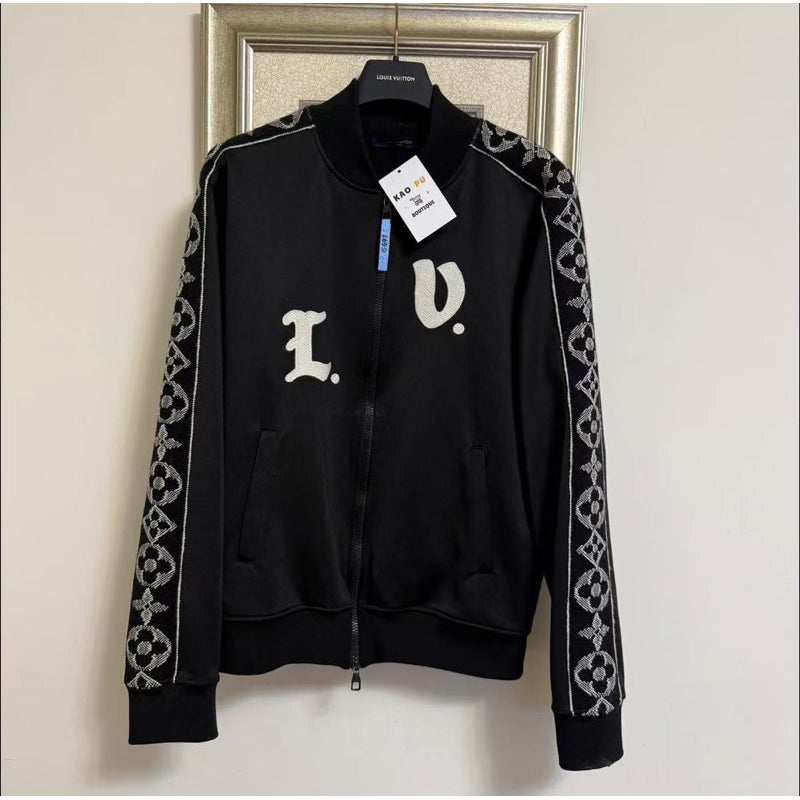 Louis Vuitton 老花校服外套