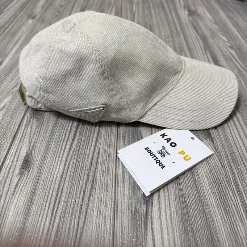 Prada 燈芯絨側邊鐵牌 Logo Dad Hat