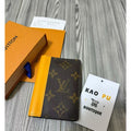 Louis Vuitton 對折拼接老花卡夾