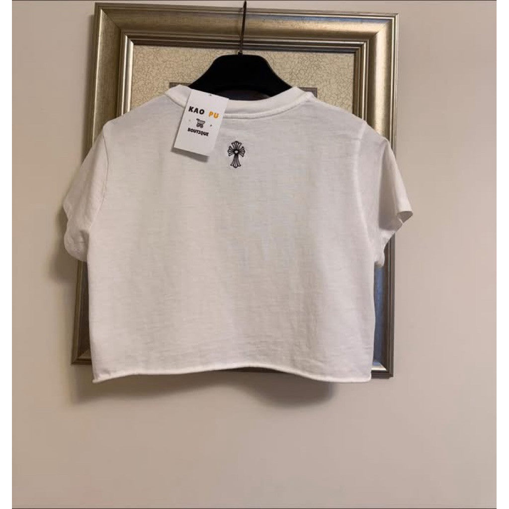 Chrome Hearts女裝短版白色刺繡梵文十字Logo Tee（請先確認商品描述謝謝）
