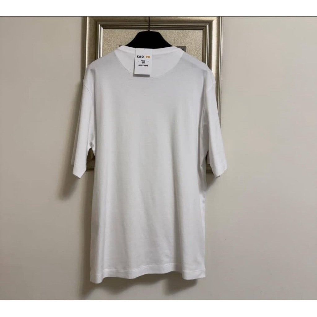 Prada白色領口鐵牌Logo Tee（請先確認商品描述謝謝）