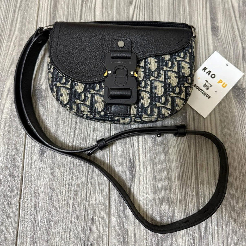 Dior 經典Oblique Mini Saddle Bag （請先確認商品描述謝謝）