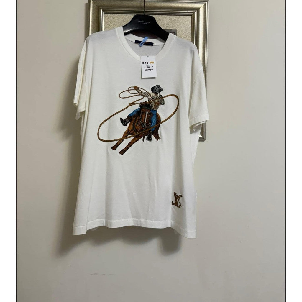 Louis Vuitton 白色刺繡西部牛仔Logo Tee （請先確認商品描述謝謝）