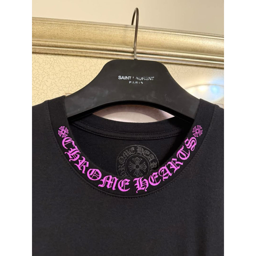 Chrome Hearts黑色紫領口梵文Tee（請先確認商品描述謝謝）