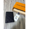 Louis Vuitton 黑色壓紋老花對折皮夾 M13187（請先確認商品描述謝謝）