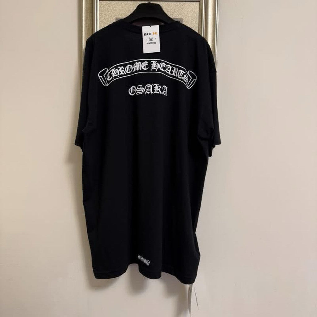 Chrome Hearts黑色城市大阪限定Osaka捲軸梵文Tee（請先確認商品描述謝謝）