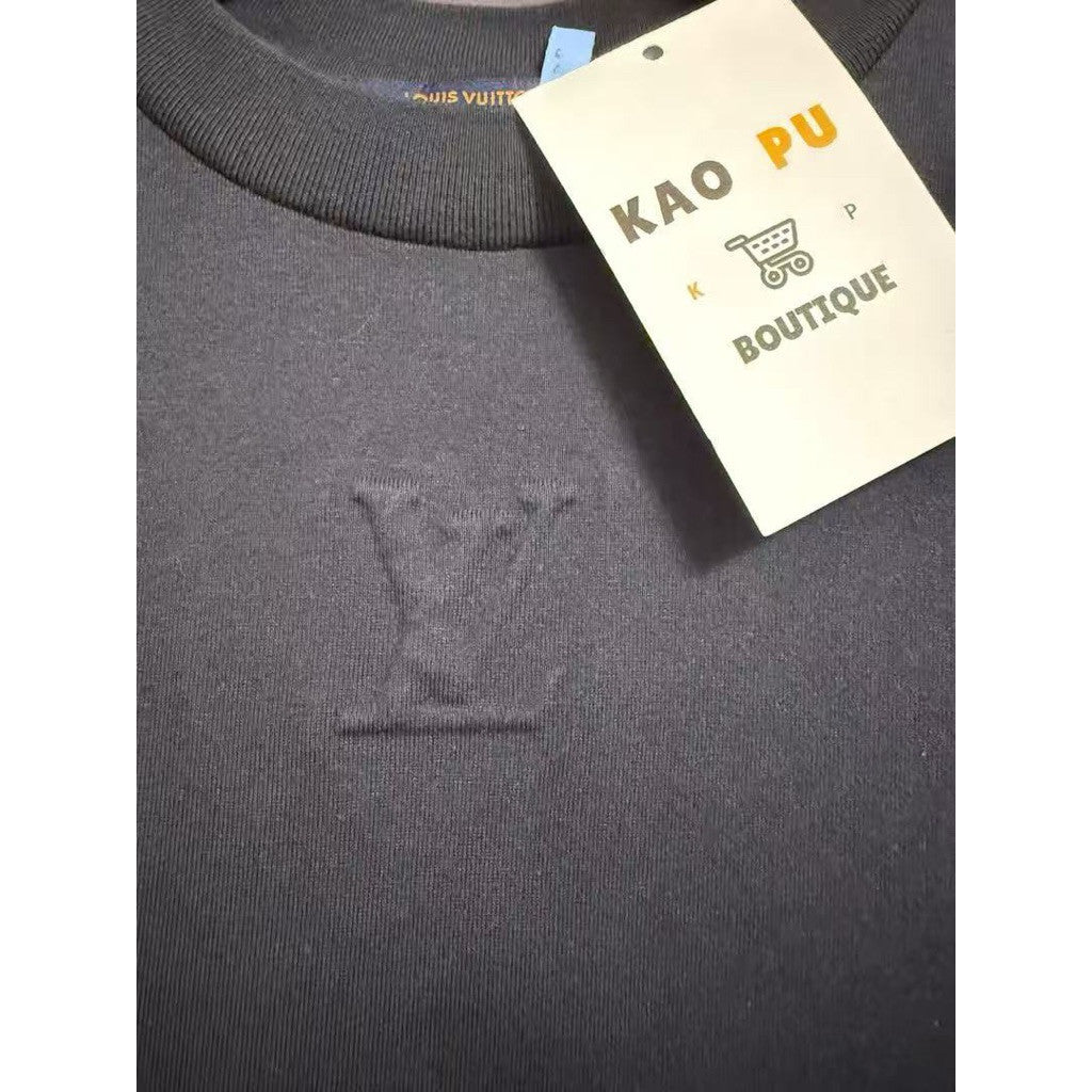 Louis Vuitton 黑色胸口立體Logo Tee（請先確認商品描述謝謝）