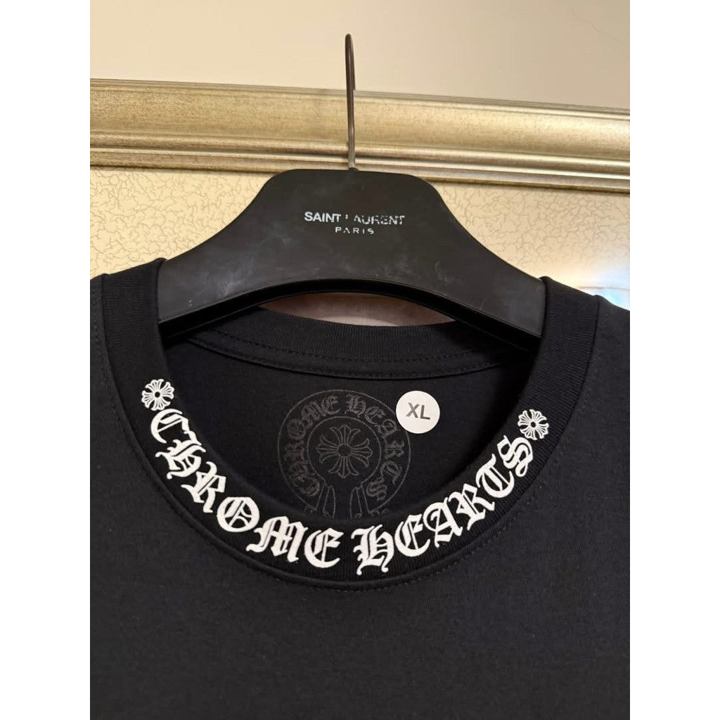Chrome Hearts黑色領口梵文Tee（請先確認商品描述謝謝）