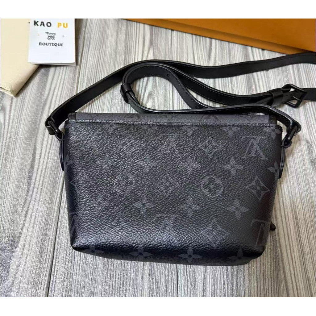Louis Vuitton 黑老花Pulse單肩包 M12806（請先確認商品描述謝謝）